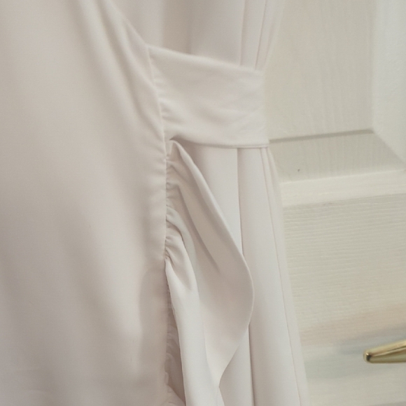 Gianni Bini Cream Ruffle Midi Dress - Picture 5 of 8